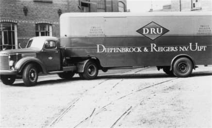 Dru vrachtwagen